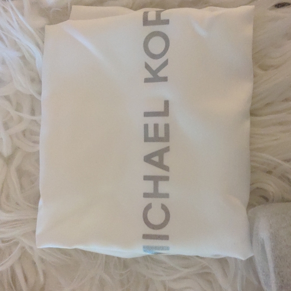 Michael kors navy/white leather shoulder bag - Picture 9 of 10